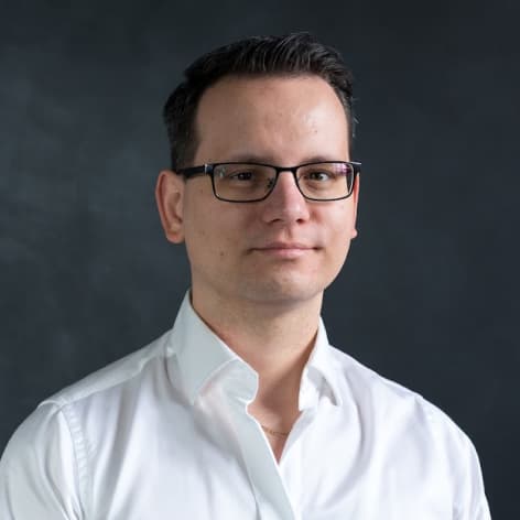 Photo of Artur Wojnar, Technical Expert at Revolve Healthcare.