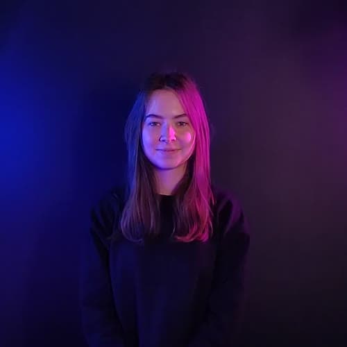 Julia.jpg Julia.jpg